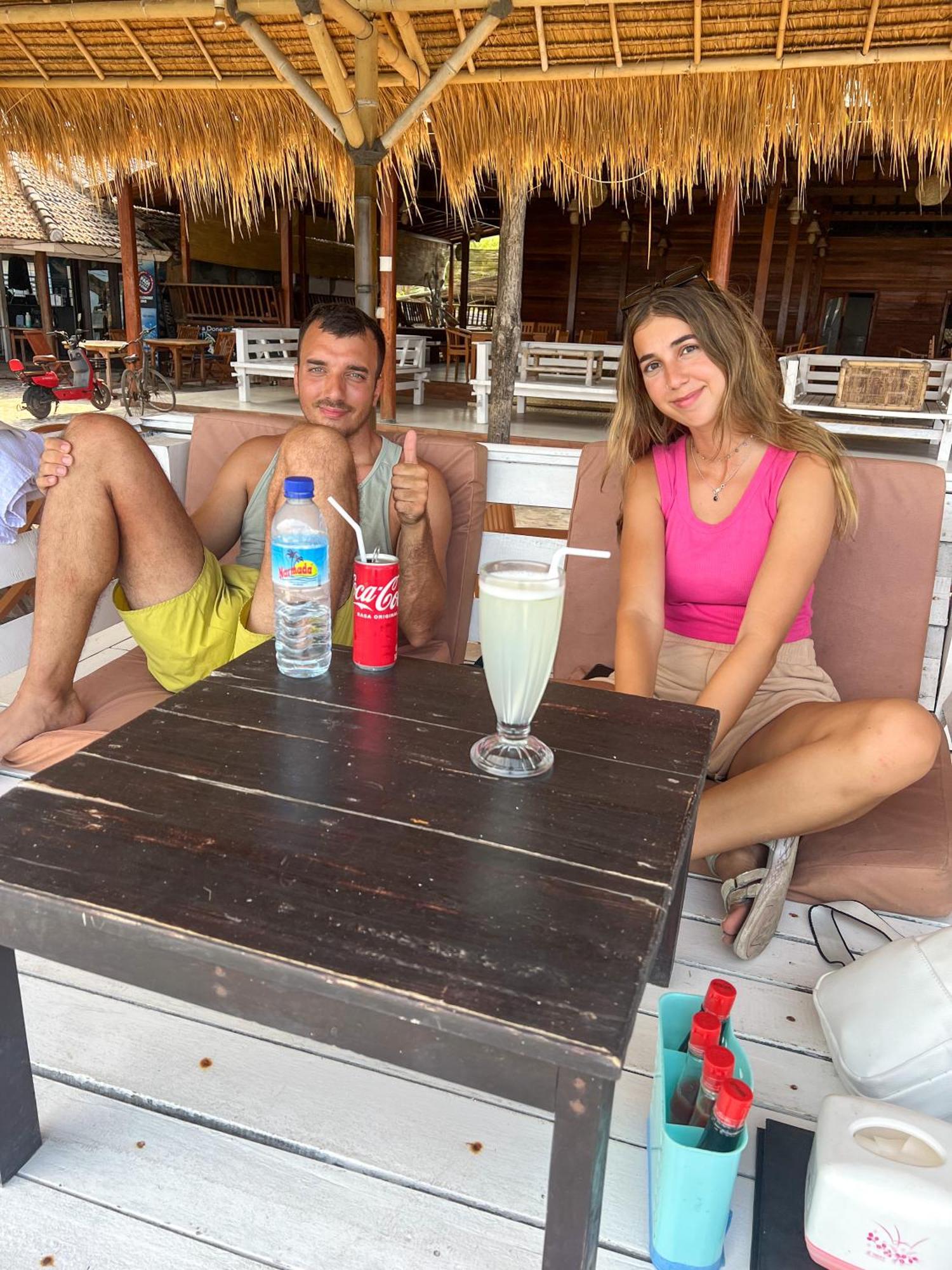 Rust Mimpi Manis Hotel Gili Meno