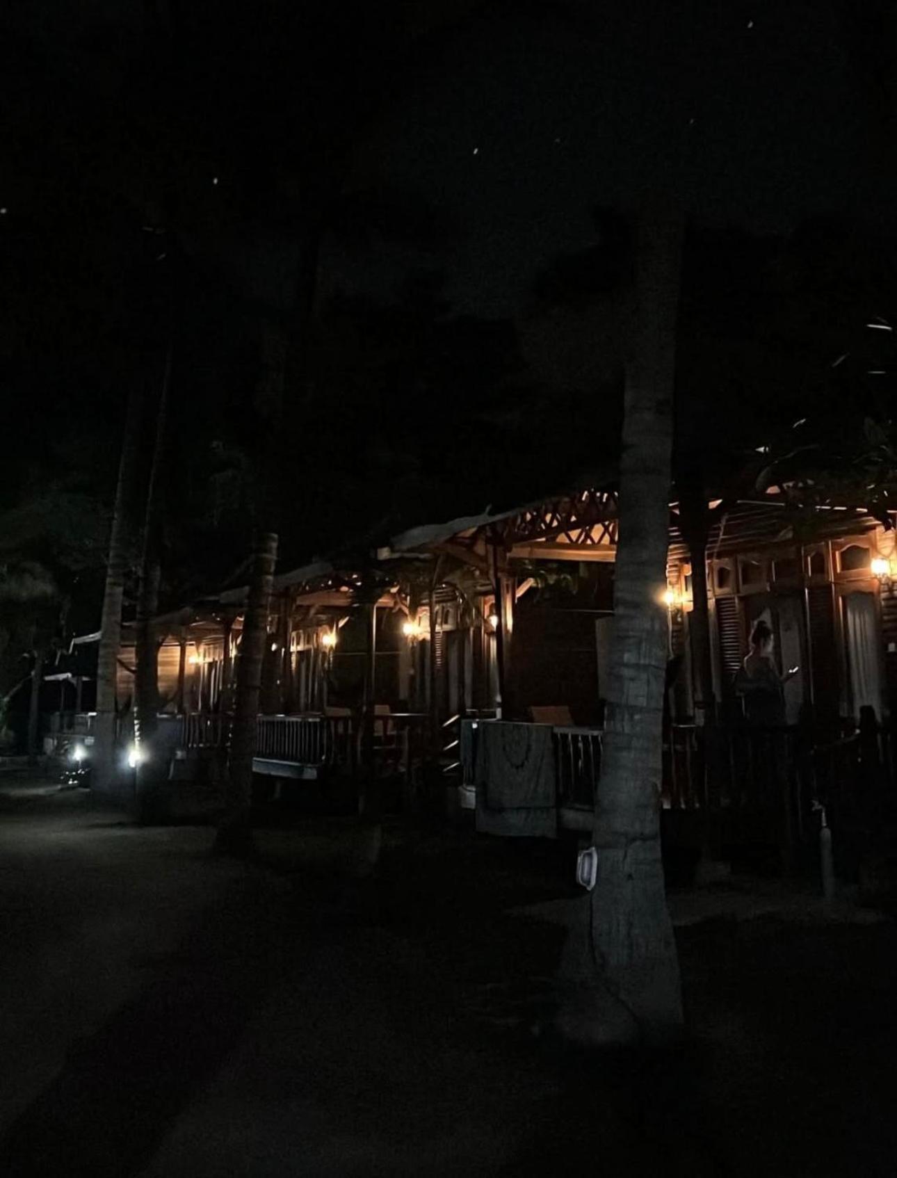 Rust Mimpi Manis Gili Meno