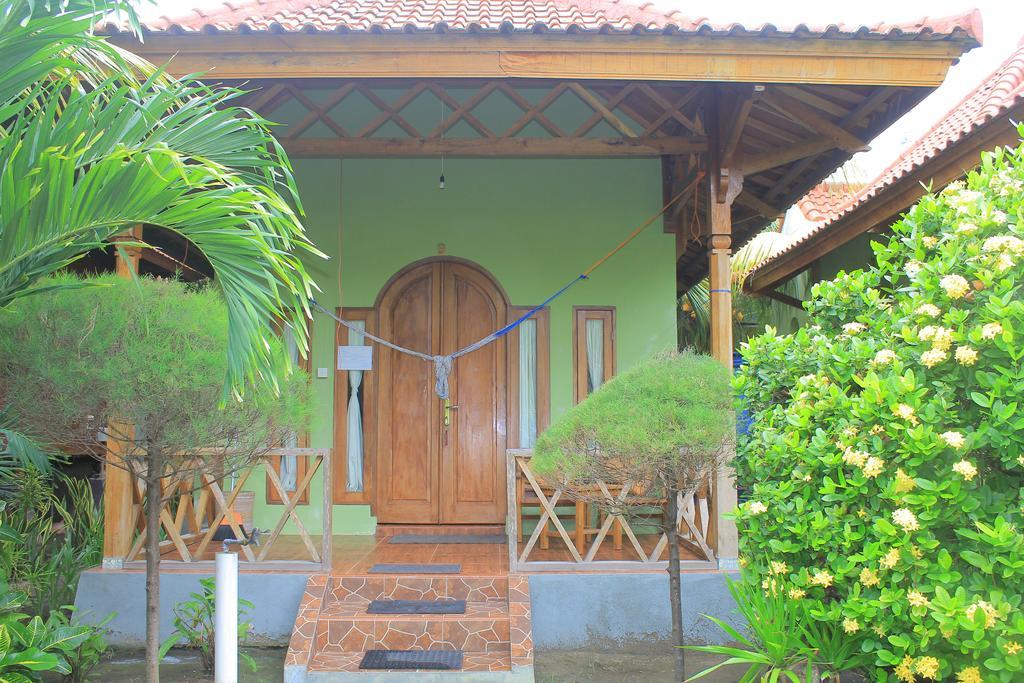 Hotel Bronze Gili Meno